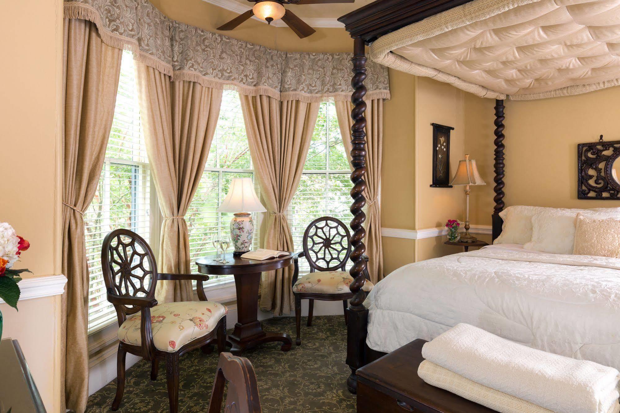 Bed and Breakfast The Aerie New Bern Exterior foto